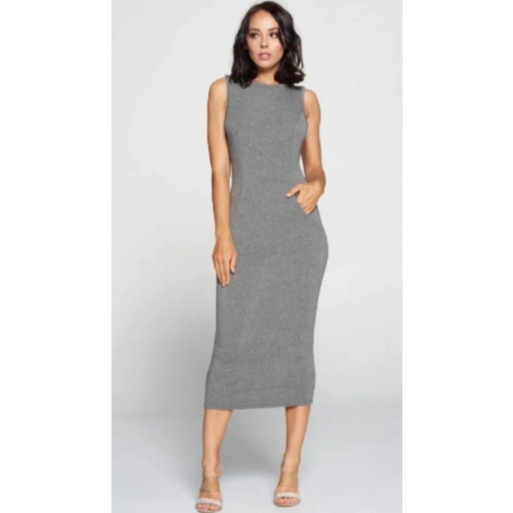 NWT Gray Sleeveless Crew Neckline Pullover Midi Slated Dress NEW
